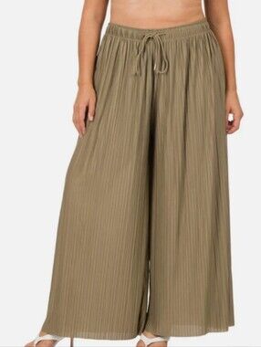 Zenana Outfitters Olive Wide-Leg Pleated Drawstring Pant Size 3X